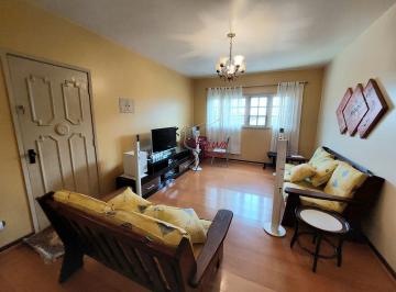 Casa · 213m² · 3 Quartos · 4 Vagas · Sobrado 3 dorms 4 vagas VENDA R$ 1.500.000 MILHÃO Pq São Domingos