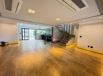 Casa · 220m² · 3 Quartos · 2 Vagas · Sobrado 3 suítes R$ 1.800.000,00 ( Vila Barreto)