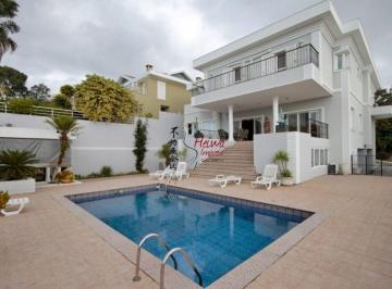 Casa · 850m² · 6 Quartos · Sobrado com 6 dormitórios 850 m² por R$ 5.5 milhões - Alphaville 08