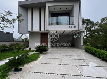 Casa · 300m² · 3 Quartos · 4 Vagas · Casa Alto Padrão em Parque Residencial Itapeti, Mogi das Cruzes/SP