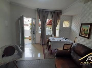 Casa · 179m² · 2 Quartos · 5 Vagas · Casa Assobradada 180m²| 2 suítes| 05 Vagas no Jardim das flores - Osasco.