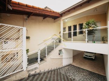 Casa · 179m² · 2 Quartos · 5 Vagas · Casa Assobradada 180m²| 2 suítes| 05 Vagas no Jardim das flores - Osasco.