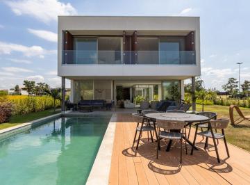 Casa de 5 quartos, Porto Feliz · Casa sobrado à venda no Condomínio Fazenda Alvorada em Porto Feliz - SP