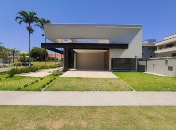 Casa · 187m² · 3 Quartos · 4 Vagas · Casa em condomínio à venda em Florianópolis, São João do Rio Vermelho: 3 suítes, 4 banheiros, 4 vaga