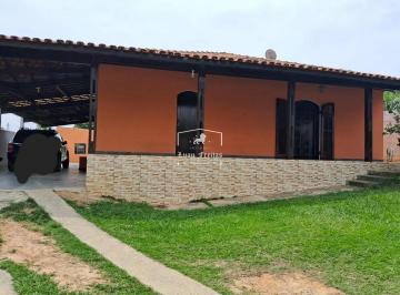 Rural · 1157m² · 4 Quartos · 4 Vagas · Linda Chácara com Churrasqueira e Jardim em Iperó - Imperdível!