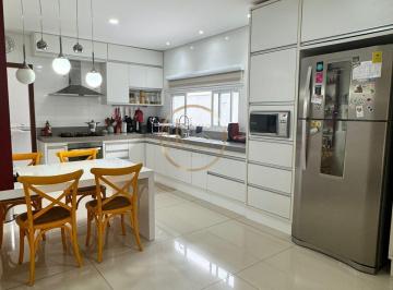 Casa · 200m² · 4 Quartos · 2 Vagas · Casa 4 Suítes para Locação em Outeiro D'Gloria, Porto Seguro