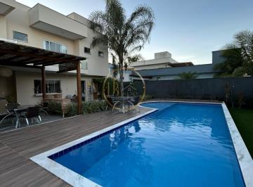 Casa · 305m² · 4 Quartos · 2 Vagas · Casa à Venda no Outeiro da Glória, 4 Suítes, 305m², Porto Seguro
