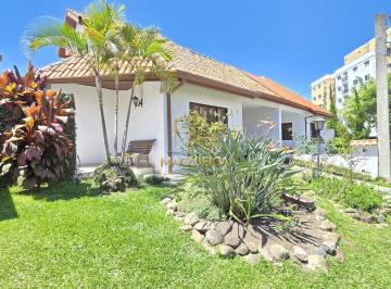 Casa · 156m² · 4 Quartos · 2 Vagas · ?? Seu novo lar em condomínio fechado espera por v