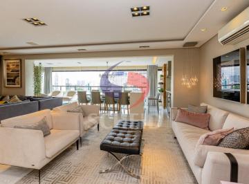 Apartamento · 209m² · 3 Quartos · 4 Vagas · Apartamento a vendfa granja julieta ,com  209m2 , condomínio clube