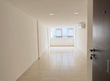 img0 · Kitnet/ Studio com 1 Quarto(s) e 1 banheiro(s) para Alugar, 30 m² por R$ 1800 / Mês