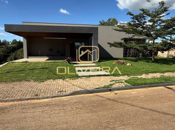 Casa · 289m² · 3 Quartos · 2 Vagas · Casa em Condomínio de Luxo