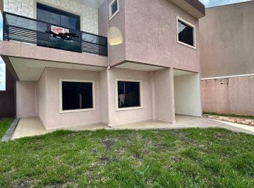 Casa · 153m² · 3 Quartos · 2 Vagas · Sobrado Novo à Venda no Centro de Araucária – 3 Quartos, Suíte com Hidro e Ático | Alto Padrão