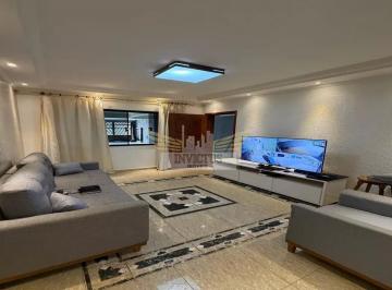 Casa · 324m² · 4 Quartos · 4 Vagas · Sobrado com 4 Quartos à Venda, 324m² - Jardim Las Vegas, Santo André/SP.