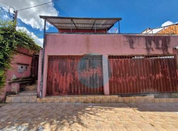 FACHADA · Casa com 3 dormitórios para alugar por R$ 809,00/mês - Jardim Esperança - Poços de Caldas/MG