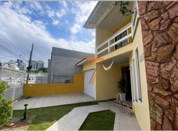 b6a5b9f66dac71ef7bcdf7068e3cf8bfb1db0c1a · Casa com 4 dormitórios à venda, 230 m² por R$ 1.800.000,00 - Estreito - Florianópolis/SC