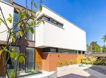 img0 · Casa de Alto Padrão no Jardim Cordeiro – Sofisticação, Exclusividade e Segurança