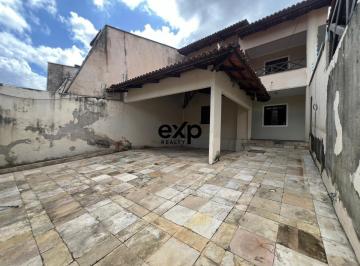 Casa · 204m² · 4 Quartos · DUPLEX CARTIER