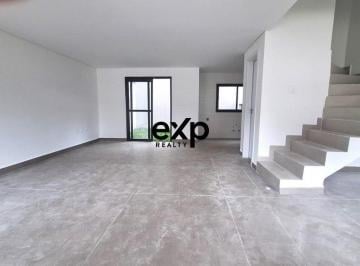 Casa · 145m² · 3 Quartos · 2 Vagas · Sobrado no Xaxim com Terraço e quintal!