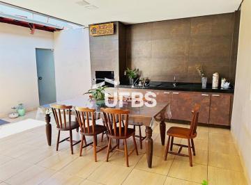 Casa · 204m² · 4 Quartos · 2 Vagas · Sobrado Setor Sol Nascente