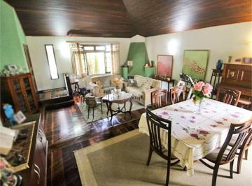 Casa de 3 quartos, Curitiba · Terreno ZR2 com Casa 280m², 3 dormitórios e Piscina – 2.600m² Totais