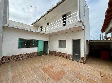 Casa de 2 quartos, Itanhaém · Casa à 700m do mar com 2 quartos em Itanhaém.