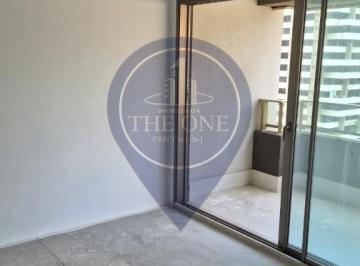 Foto 01 · Studio de Luxo à Venda em Moema, São Paulo-SP: 1 Quarto, 2 Salas, 1 Banheiro, 28m² de Pura Elegância