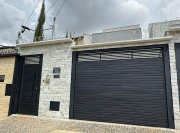 Casa · 163m² · 4 Quartos · 2 Vagas · Sobrado 4 Quartos para Venda no Setor Três Marias - Goiânia