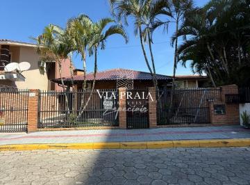 Foto 01 · Casa a venda no Centro de Balneário Piçarras