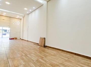 Comercial · 90m² · Loja para alugar por R$4.200,00/mês - Centro - Juiz de Fora/MG