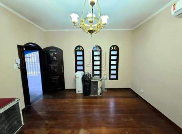 Casa · 234m² · 2 Quartos · 2 Vagas · Casa térrea com 2 suítes à venda na Vila Curuçá – completa e pronta para morar!