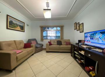 Casa de 3 quartos, São Bernardo do Campo · Casa com 134m², 3 dormitórios sendo 1 suíte e 2 vagas - Avalia Permuta.