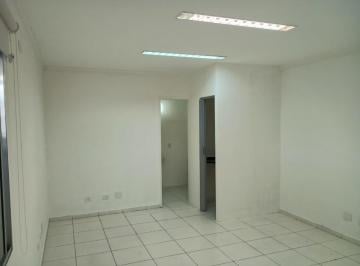 Comercial · 28m² · Sala comercial na Avenida Santa Catarina, N. 2233 - sala 11 • 28 m²