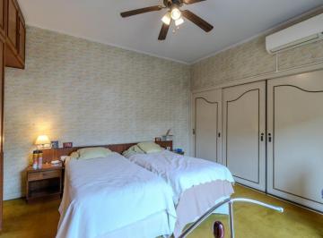 IMG_20260624_061800_000.jpeg · Versátil casa para venda em Pacaembu com 3 quartos, 330m² - remaxmonarca#DX0V5
