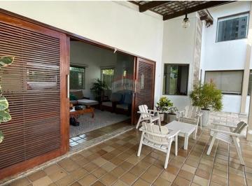 Casa · 240m² · 4 Quartos · 5 Vagas · Luxo , Conforto e Sustentabilidade: Casa Exclusiva em Recife