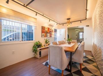 Casa · 147m² · 3 Quartos · 3 Vagas · Casa 3 quartos com opção para 4 dormitórios, em Cachoeirinha no bairro Parque da Matriz.