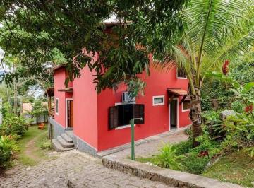 Casa · 250m² · 6 Quartos · 30 Vagas · 2 casas com 6 quartos em Santa Tereza ilhabela