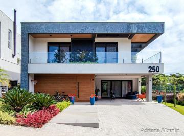 Casa · 360m² · 4 Quartos · 2 Vagas · Residência Alto Padrão à Venda no Alphaville Porto Alegre – Toscana