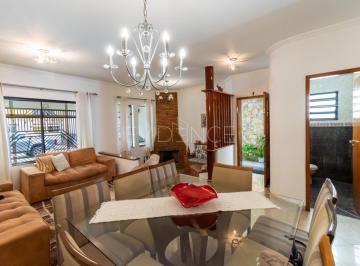 Casa · 233m² · 4 Quartos · 3 Vagas · Sobrado à venda no Tatuapé com 233m² de construção com 4 Dormitórios, sendo 2 Suítes e 3 Vagas
