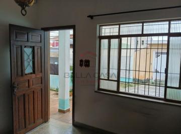 Casa · 120m² · 3 Quartos · 2 Vagas · Casa em São Paulo, esta espaçosa casa oferece 120 metros quadrados de área construída.