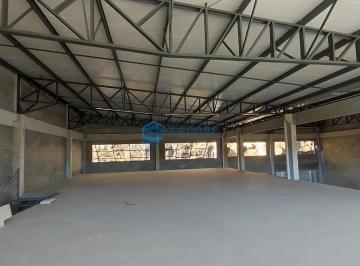 25042852_4.jpg · Pavilhão de 990m² na Avenida Rubem Bento Alves