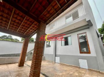 Casa · 280m² · 3 Quartos · 1 Vaga · Sobrado reformado em condomínio fechado na Serra da Cantareira