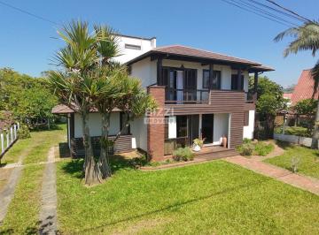 Casa · 258m² · 3 Quartos · 2 Vagas · Casa Alto Padrão - Condomínio Villa Suíça | Balneário Rincão/SC