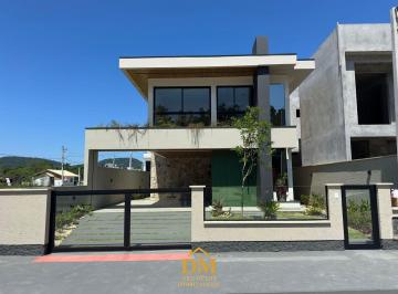 Casa · 164m² · 3 Quartos · 2 Vagas · Casa à venda no bairro Forquilhas - São José/SC
