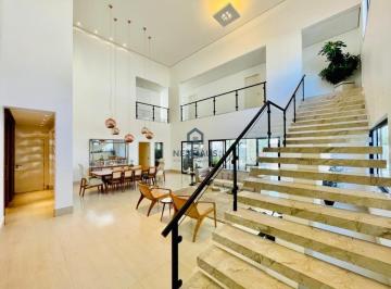 Casa · 533m² · 4 Quartos · 4 Vagas · Sobrado no Jardins Milão 4 suítes, 792 m² de lote.