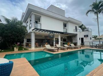 Casa · 533m² · 4 Quartos · 4 Vagas · Sobrado no Jardins Milão 4 suítes, 792 m² de lote.