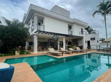 Casa · 533m² · 4 Quartos · 4 Vagas · Sobrado no Jardins Milão 4 suítes, 792 m² de lote.