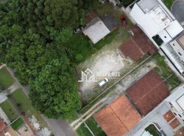 3b3655582fc1a78013822e20cba7a62b3ce8aa35 · Terreno com infraestrutura para construção de edifício com 4 a 6 pavimentos