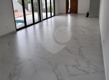 Imagem 2 · Casa  à venda com 3 suítes no condomínio Hills, Arujá