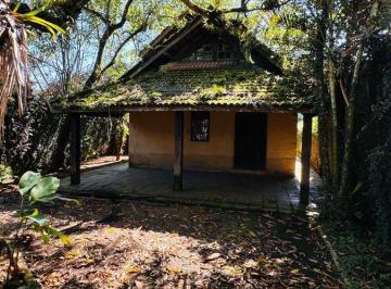 Casa de 3 quartos, São Sebastião · OPORTUNIDADE A 800M DA PRAIA – CASA RÚSTICA EM TERRENO DE ESQUINA