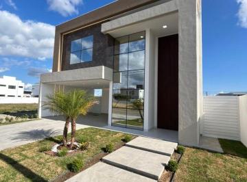 Casa de 3 quartos, Caruaru · Casa com 3 quartos en Universitário, 300 m² de terreno en Venda